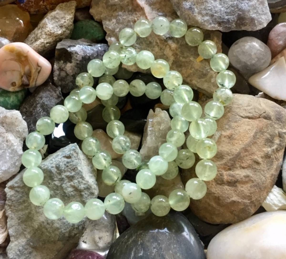 Armbånd Prehnitt 8mm