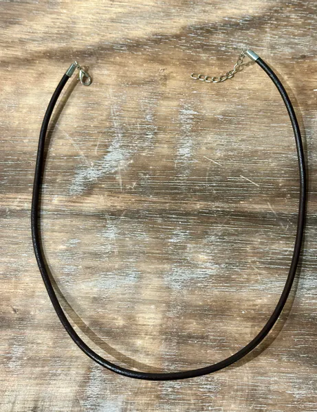 Hovedbilde Mørk Brun Lærsnor 45cm - 3mm