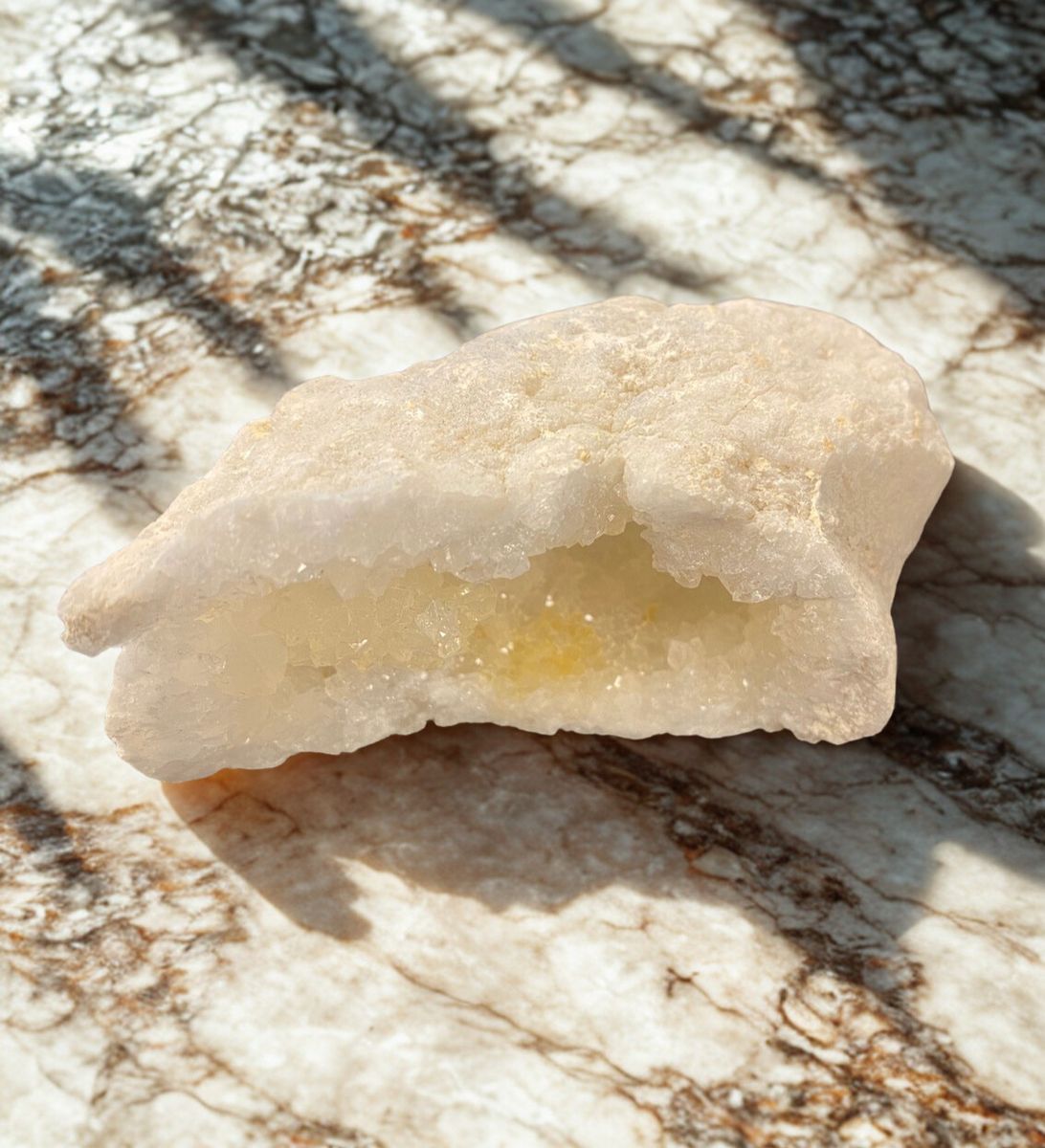 Bergkrystall Geode 241gram - Kun 1 eksemplar