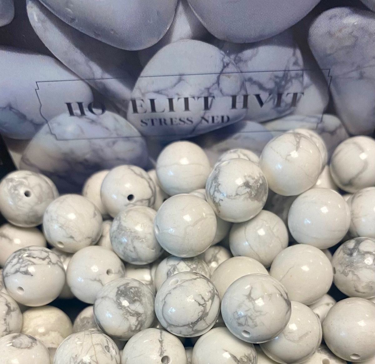 Armbåndsperle Hovelitt Hvit 12mm 1stk